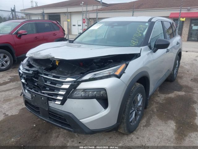5N1BT3AB7RC726284 Nissan Rogue S Intelligent Awd