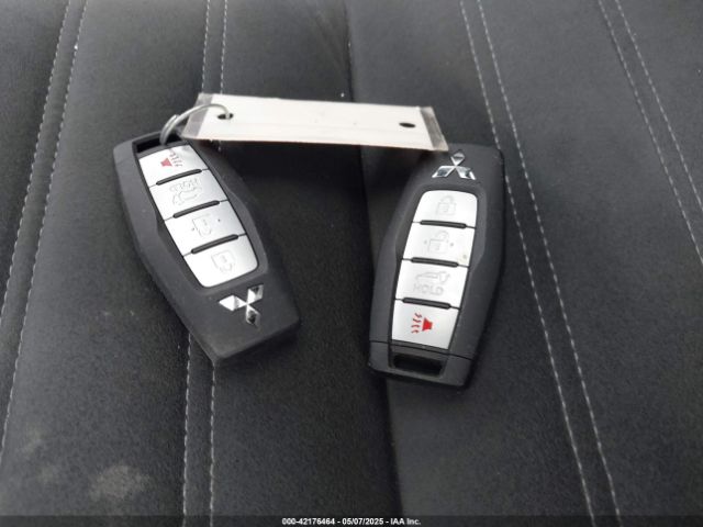 2022 MITSUBISHI OUTLANDER JA4J4UA8XNZ078108 Photo 10
