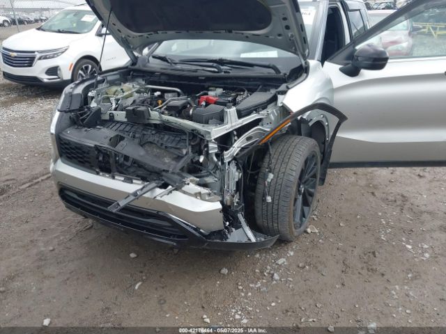 2022 MITSUBISHI OUTLANDER JA4J4UA8XNZ078108 Photo 5