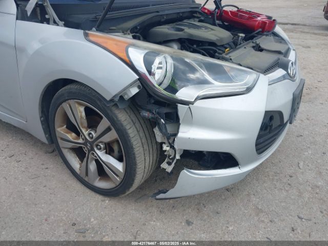 KMHTC6AD4GU295675 Hyundai Veloster