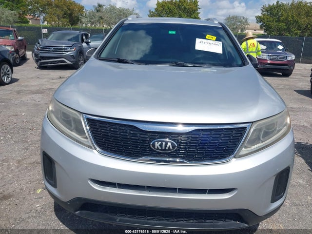 5XYKT4A76EG502421 KIA Sorento Lx V6