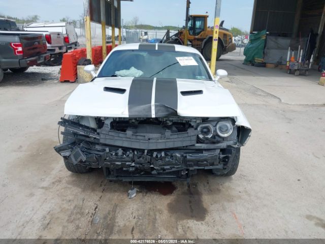 2C3CDZAG8GH169081 Dodge Challenger Sxt Plus