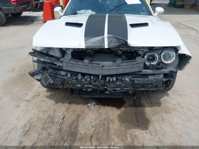 2C3CDZAG8GH169081 Dodge Challenger Sxt Plus