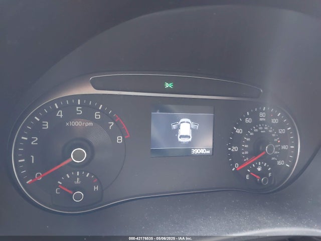 KNDJ23AU8N7166024 KIA Soul X-line