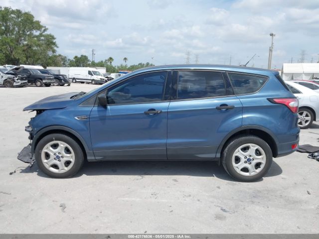 1FMCU0F78JUB04702 Ford ESCAPE S