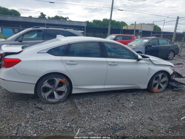 1HGCV2F9XJA054127 Honda Accord Touring 2.0t