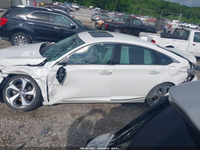 1HGCV2F9XJA054127 Honda Accord Touring 2.0t