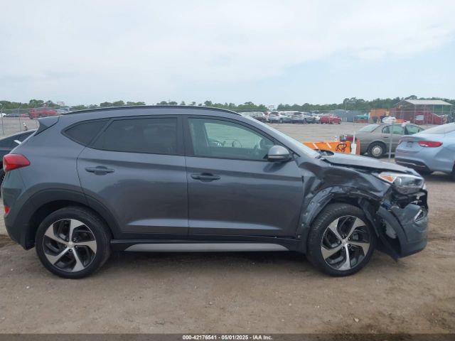 KM8J33A27JU686282 Hyundai Tucson Value