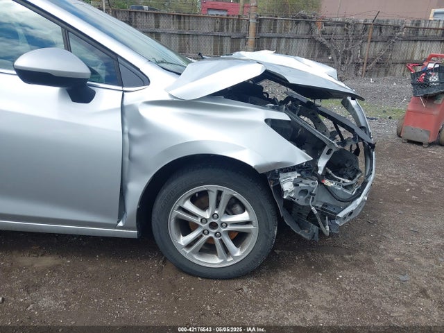 1G1BE5SM1H7278473 Chevrolet Cruze Lt Auto