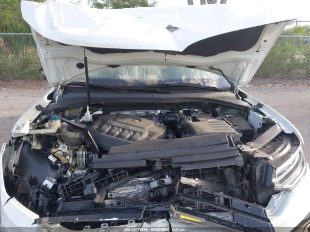 3VVCB7AX0PM092375 Volkswagen Tiguan 2.0t Se R-line Black