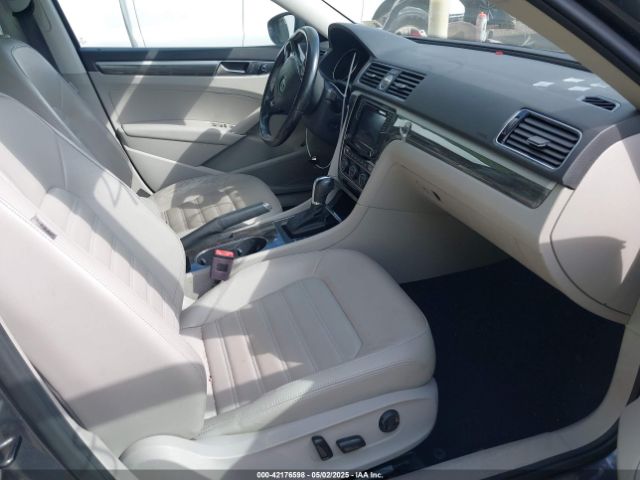 1VWCT7A36HC085388 Volkswagen Passat 1.8t Sel Premium