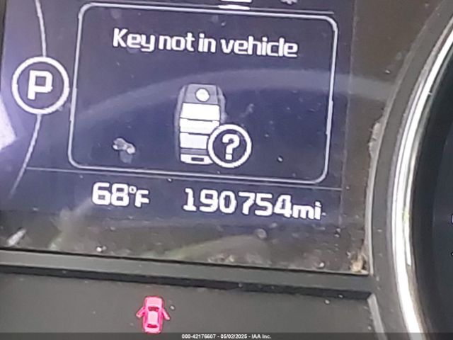 KNDMC5C15H6264110 KIA SEDONA EX