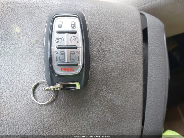 2022 CHRYSLER PACIFICA 2C4RC1BG3NR150471 Photo 10