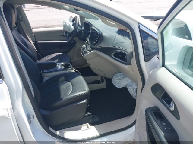 2022 CHRYSLER PACIFICA 2C4RC1BG3NR150471 Photo 4