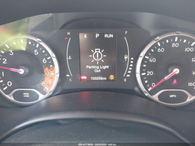 ZACCJABT1FPC26736 Jeep Renegade Latitude