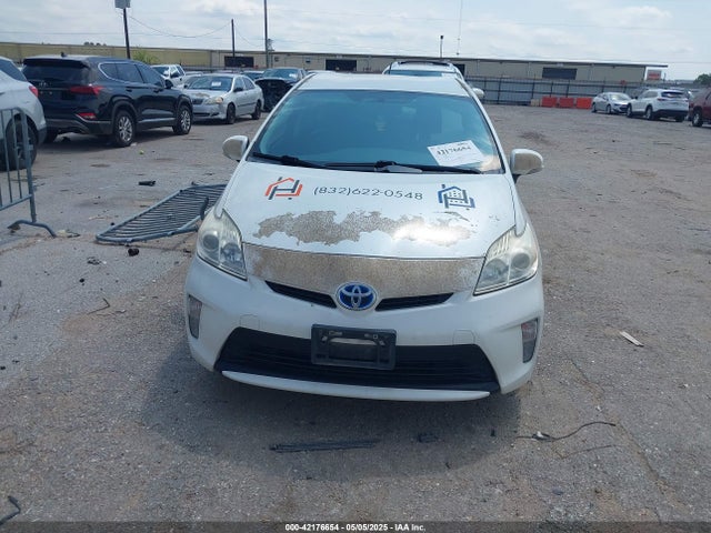 JTDKN3DU5F0424260 Toyota Prius Persona Series Special Edition