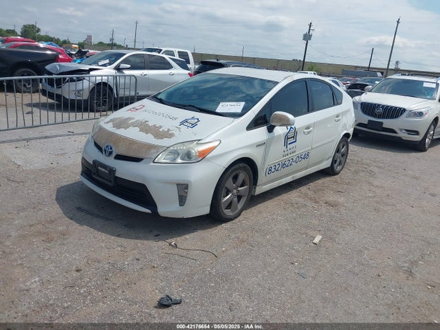 JTDKN3DU5F0424260 Toyota Prius Persona Series Special Edition