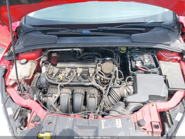 1FADP3F25FL242447 Ford FOCUS SE