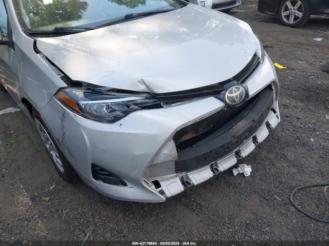 2T1BURHE6JC010315 Toyota COROLLA LE