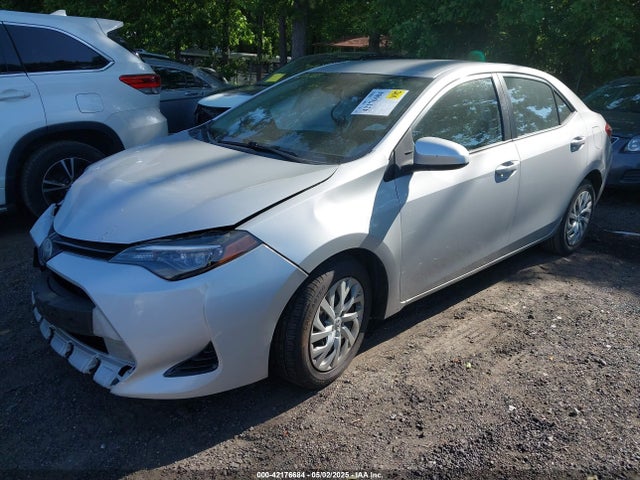 2T1BURHE6JC010315 Toyota COROLLA LE