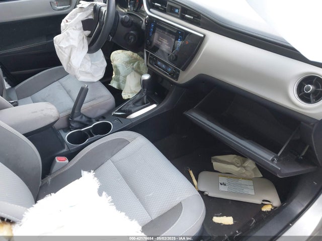 2T1BURHE6JC010315 Toyota COROLLA LE