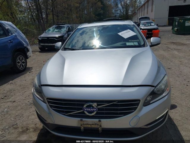 YV1612SB2F1188454 Volvo V60 T5 Premier