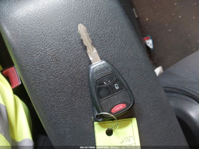 1C4NJRFB1ED713506 Jeep Patriot Latitude