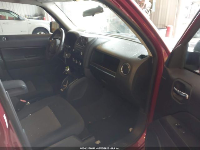 1C4NJRFB1ED713506 Jeep Patriot Latitude
