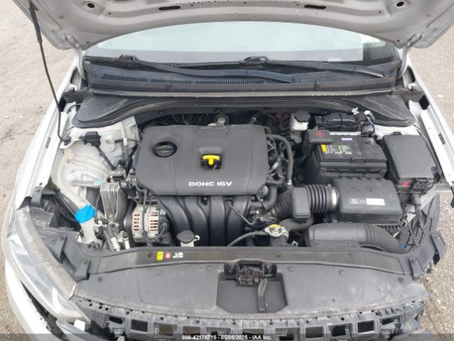 2018 HYUNDAI ELANTRA 5NPD74LF4JH271863 Photo 9