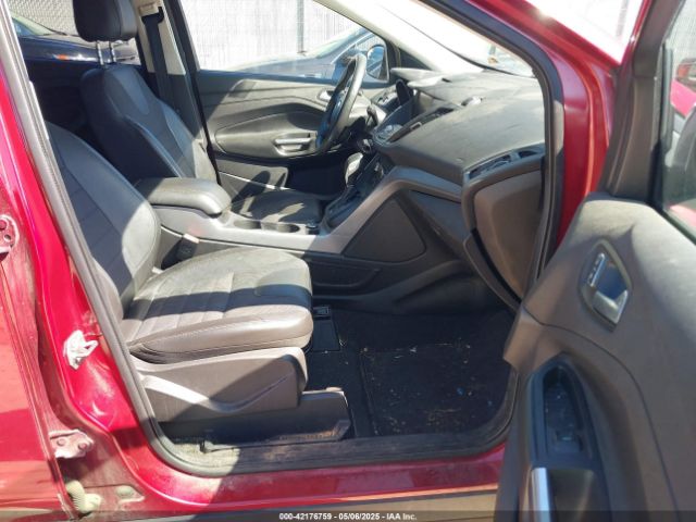 1FMCU9G9XEUD87517 Ford ESCAPE SE