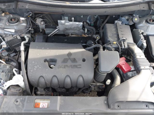 JA4AD2A38EZ006378 Mitsubishi Outlander Es