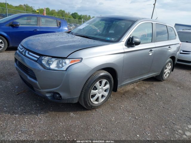 JA4AD2A38EZ006378 Mitsubishi Outlander Es