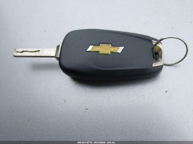 3GNCJKSB6KL343655 Chevrolet TRAX LS