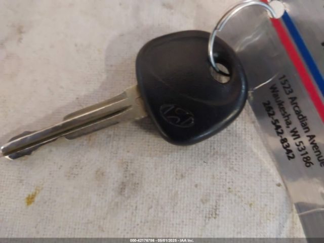 KMHD84LF4HU262640 Hyundai ELANTRA SE