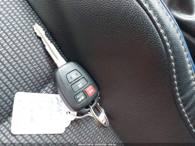 5YFBURHE1JP749401 Toyota COROLLA SE