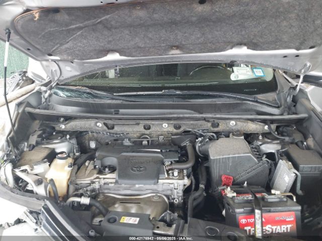 JTMRFREV4JD249233 Toyota Rav4 Xle