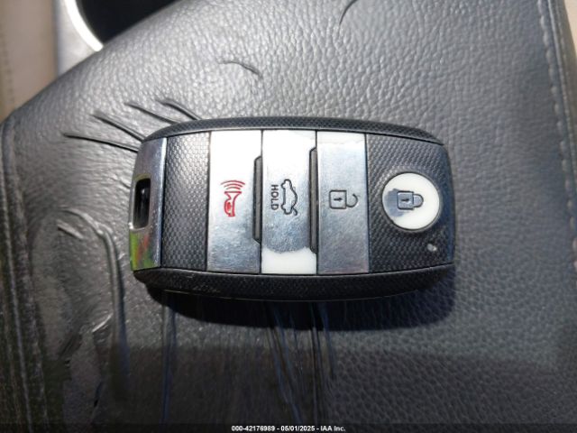 5XXGN4A71EG340220 KIA OPTIMA EX