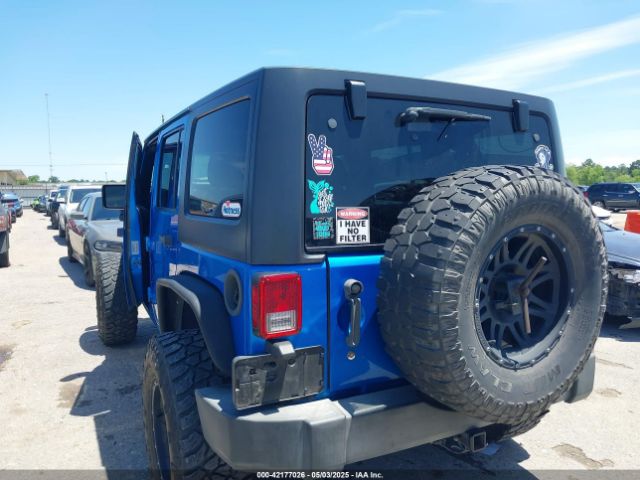 2016 JEEP WRANGLER UNLIMITED 1C4BJWDG2GL296485 Photo 2