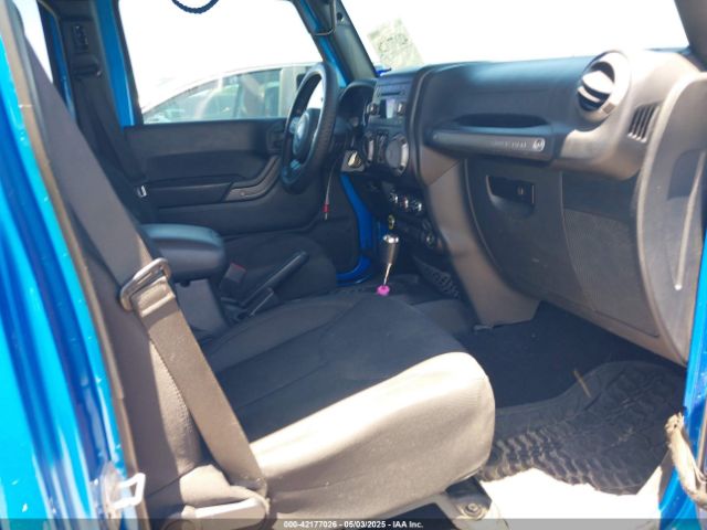 2016 JEEP WRANGLER UNLIMITED 1C4BJWDG2GL296485 Photo 4