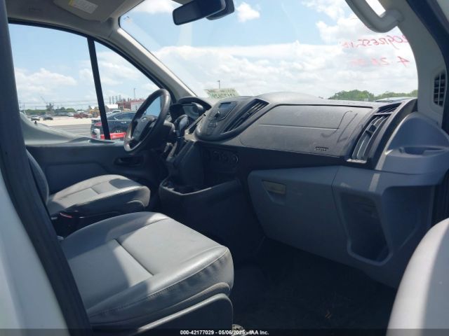 1FTYE1YM8HKB45935 Ford Transit-150