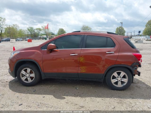 3GNCJLSB6KL238085 Chevrolet Trax Lt