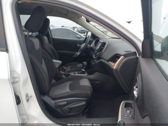 2017 JEEP CHEROKEE 1C4PJLAB4HW619593 Photo 4