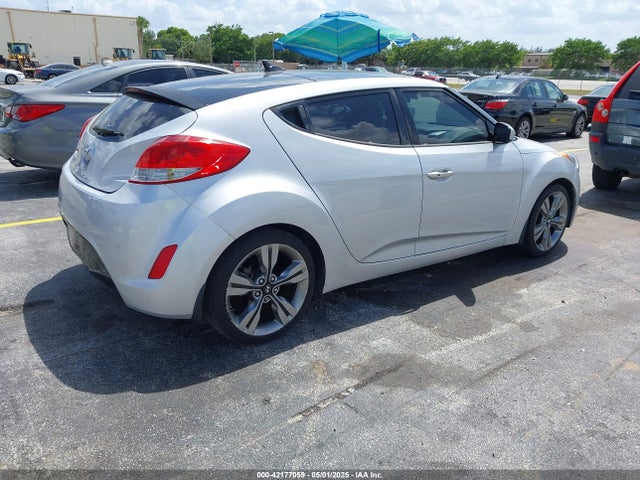 Hyundai Veloster 2015 KMHTC6AD7FU240720 Image 4
