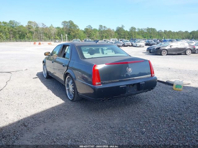2011 CADILLAC DTS 1G6KH5E65BU110486 Photo 2