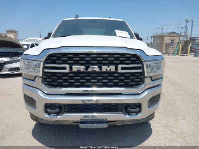 3C6UR5JL1NG104343 RAM 2500 Big Horn  4x4 8' Box