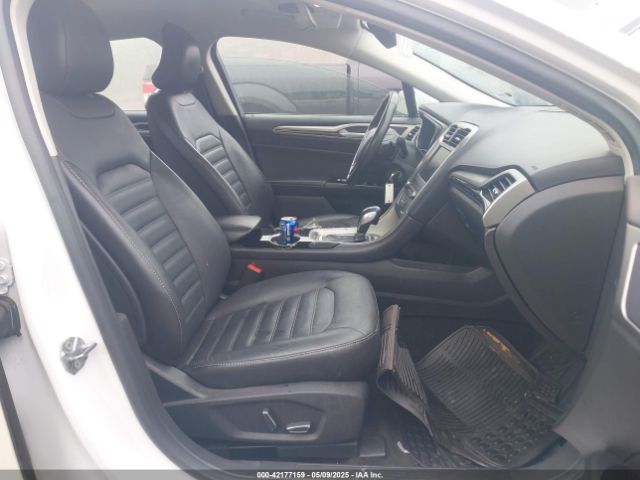 3FA6P0T90GR271642 Ford FUSION SE