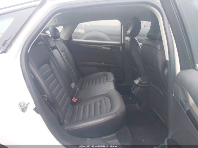 3FA6P0T90GR271642 Ford FUSION SE