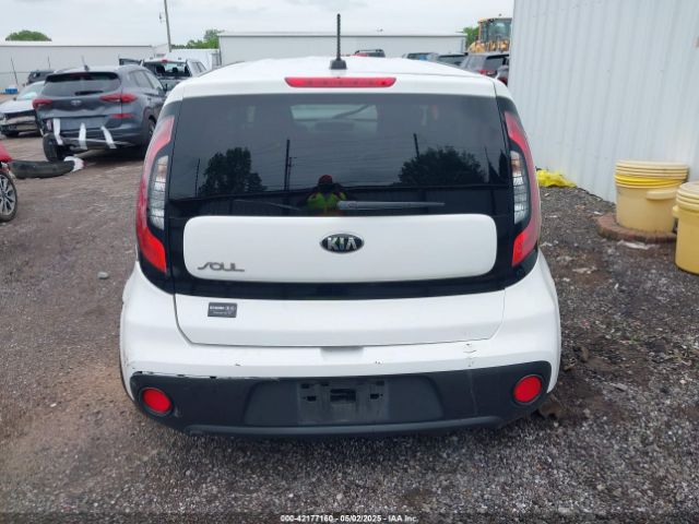 KNDJN2A26H7427395 KIA Soul