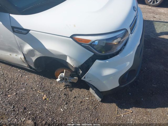 KNDJN2A26H7427395 KIA Soul