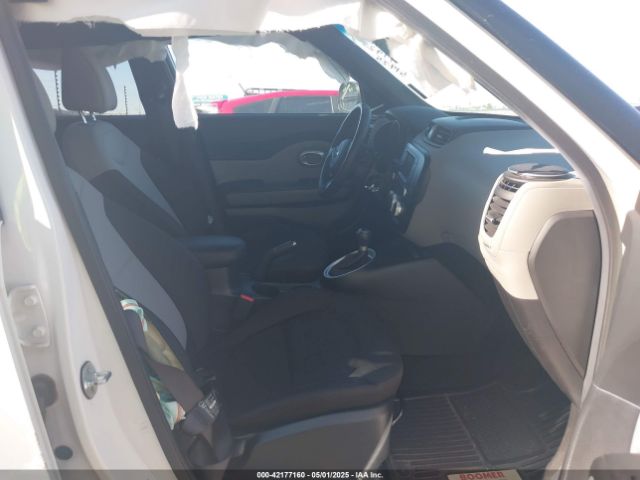 KNDJN2A26H7427395 KIA Soul